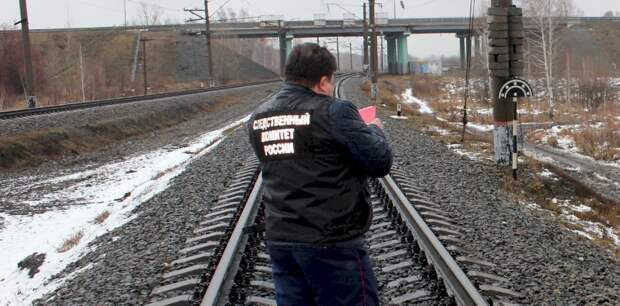 Мотокран насмерть сбил женщину на железной дороге в Алтайском крае