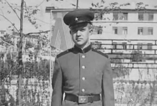 Виктор Мохов во время службы в армии