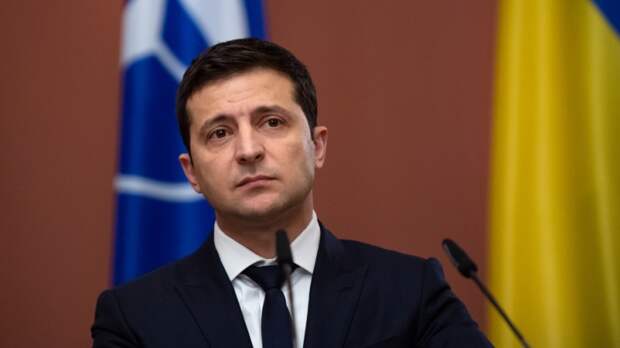 Экс-премьер Украины упрекнул Зеленского в неготовности управлять страной