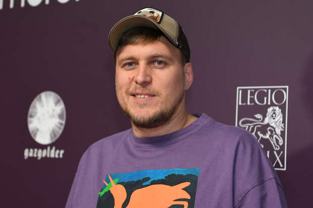 Уехавший в США комик посмеялся над изгнанием из России юмориста Сабурова