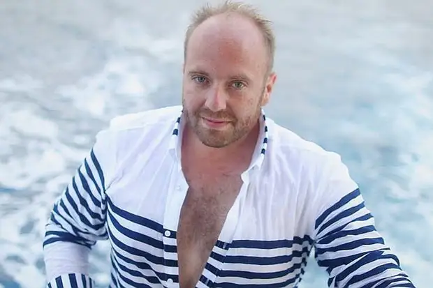 Откровения организатора «голой» фотосессии в Дубае: «Эти девушки просто друзья, но я с ними спал»