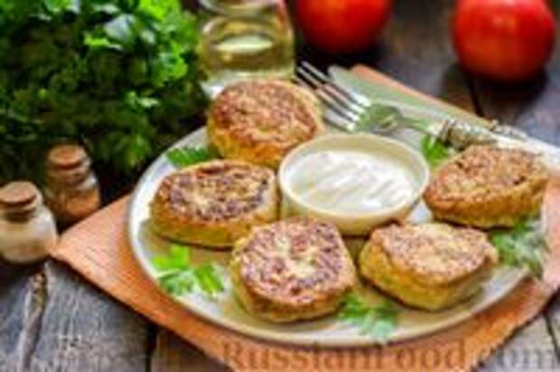 Фото к рецепту: Куриные котлеты с брокколи