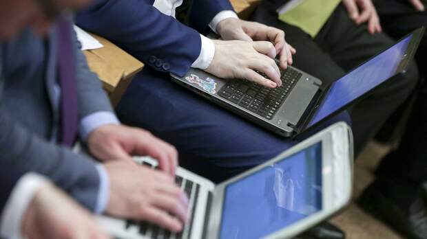 Депутат предложила научить детей правильному использованию социальных сетей