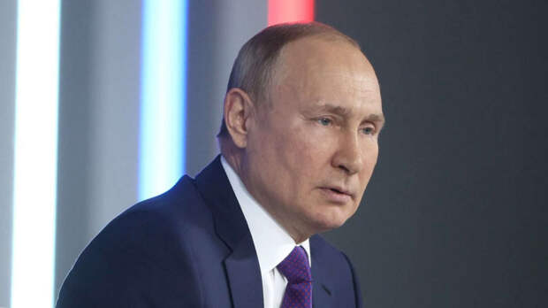 Путин не будет собирать совещание по поводу пожара на затонувшем крейсере «Москва»