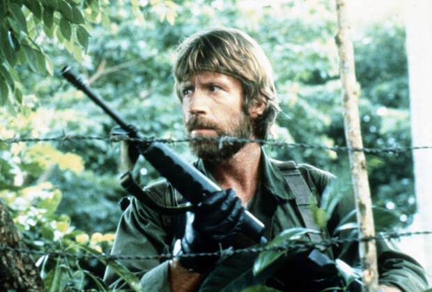 Умер Чак Норрис. Он был символом крутизны и легендой поп-культуры