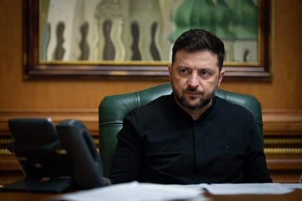 Азаров: в части доставки левых денег в Венгрию сыграл свою роль Зеленский