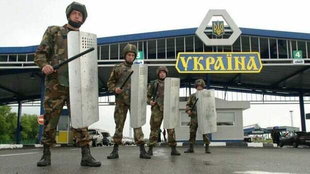 На Украине уже идёт гражданская война. Крокодилы в Тисе