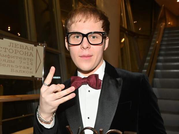 Отношения с Генсухой, квартиры: все о Токсисе из мема «Возьми телефон, детка»