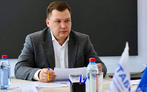 Волонтеры, жилье и дороги: мэр Рязани провел личный прием