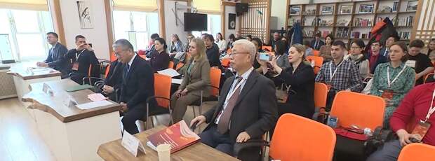 Молодые писатели из России и Китая встретились на форуме в СПБГУ