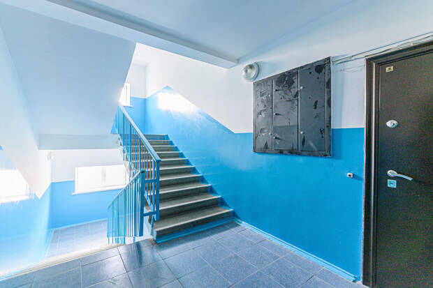 Врач Авдеев: одышка при подъеме на третий этаж может указывать на болезнь легких