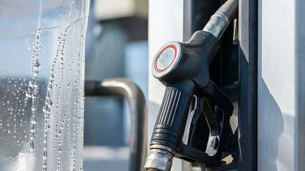 Россия может повторно ввести запрет на вывоз бензина за границу