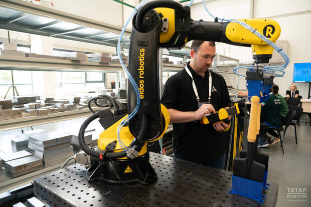 Татарстан вошел в число лидеров роботизации промышленности в России