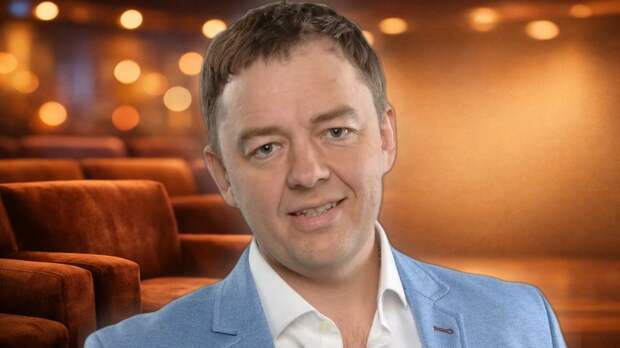 От смеха до слёз: почему 250 миллионов и 25 судов разлучили 53-летнего Сергея Нетиевского с «Уральскими пельменями» и семьёй