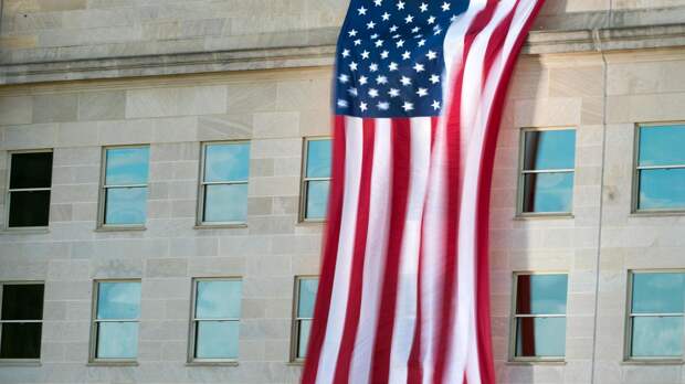 Пентагон продлил срок службы авианосца USS Nimitz на десять месяцев