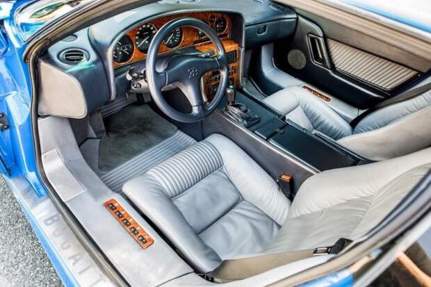 Bugatti EB112 — отполированный кусок мыла для четверых