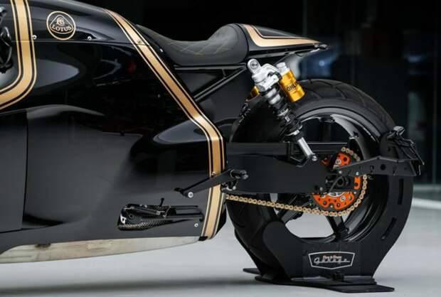 Самый редкий мотоцикл в мире Lotus C-01 выставят на аукционе в Торонто