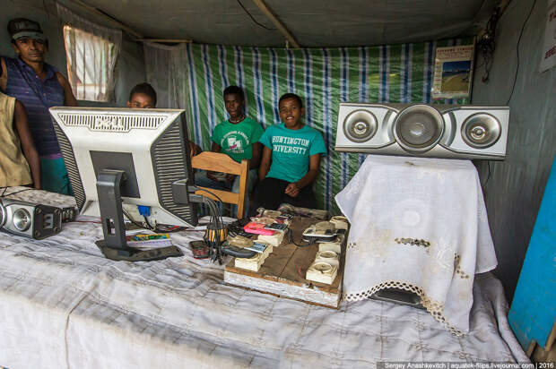 Санстанции здесь нет