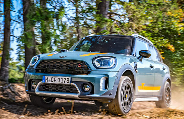 MINI показала внедорожную модификацию Countryman