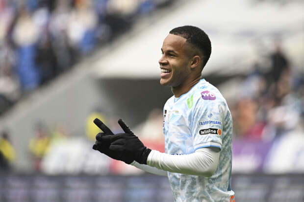 ЭСК признала, что судья ошибочно удалил Педро за фол на Сперцяне