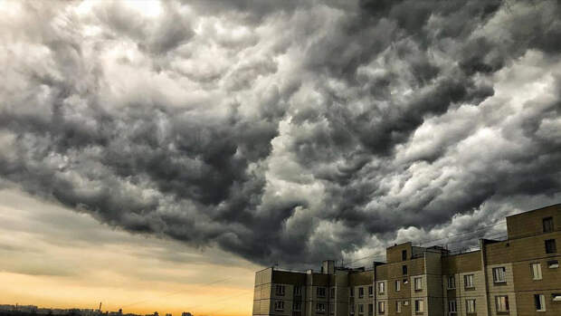 Метеоролог Позднякова: циклон принесет в Москву ливни с грозами и похолодание