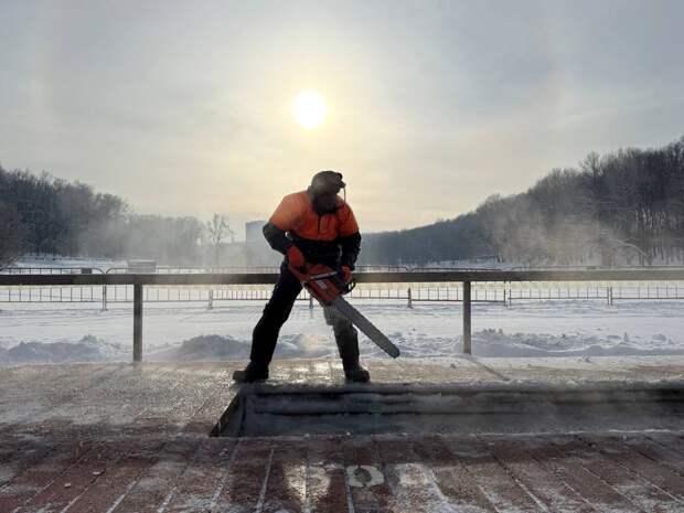 В тульском Центральном парке приготовили прорубь для Крещения