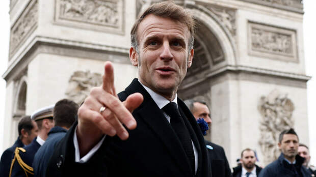 «Вирусная тема»: Макрон обвинил Россию в «информационной войне» из-за клопов