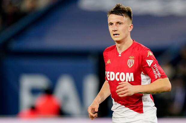 Головин оформил победный гол в ворота Сафонова в матче «ПСЖ» — «Монако»