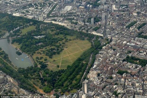 Гайд-парк в центре Лондона ynews, англия, аномальная жара, аэрофотосъемка, великобритания, засуха, лондон, раньше и сейчас, сравнение
