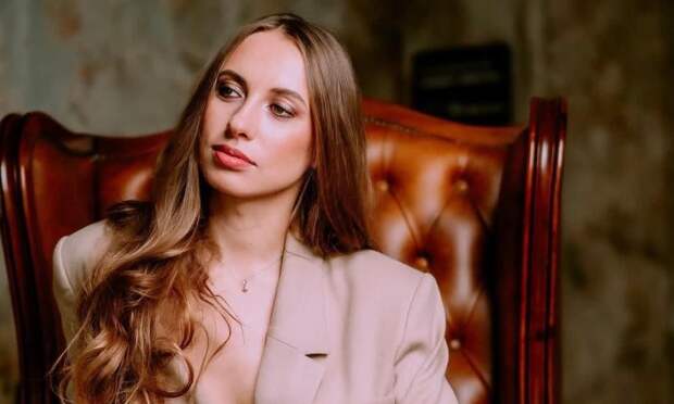 «Твое место на кухне»: звезда Stand Up Виктория Складчикова рассказала, почему развелась с мужем Антоном Слепцом