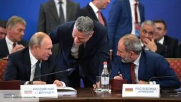 Гражданство РФ обретает статус наднационального: Россия помогла ЕАЭС принять вызов пандемии
