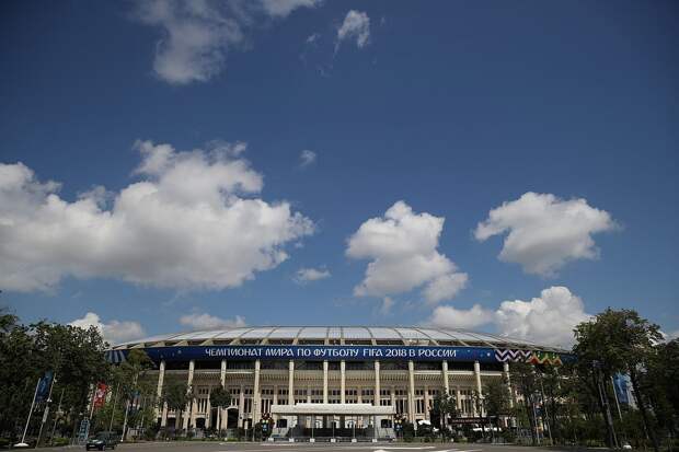 На стадионе "Лужники" откроется чемпионат мира по футболу.