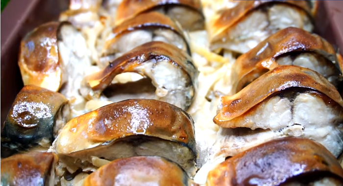 Скумбрия, запеченная в духовке: нежнейшая рыбка со вкусом горячего копчения