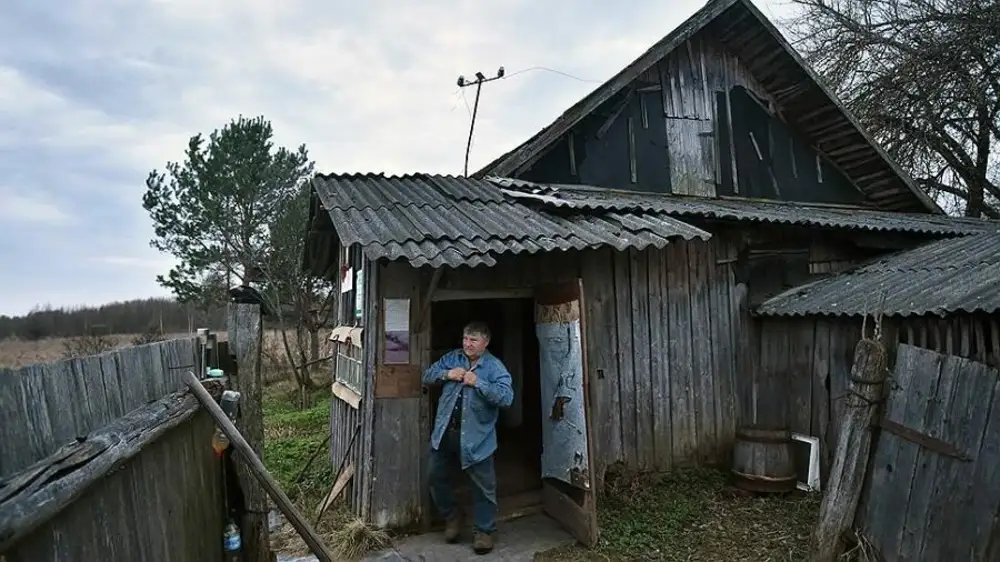 Жизнь в заброшенной деревне. Нищая деревня. Бедная деревня. Нищие деревни России. Жизнь в глубинке России.