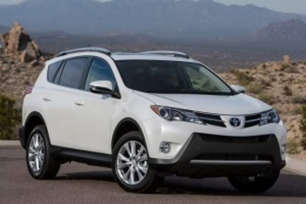 Кроссовер Toyota RAV4 получил новые доступные комплектации