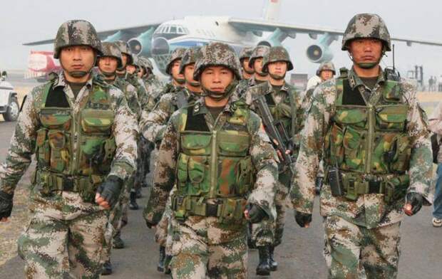 150-тысячная китайская армия выдвинулась к границам КНДР