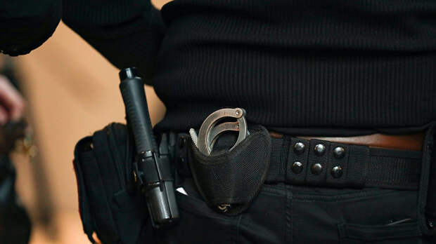 Daily Mail: туристу, снявшему на видео ракетные удары по Дубаю, грозит срок