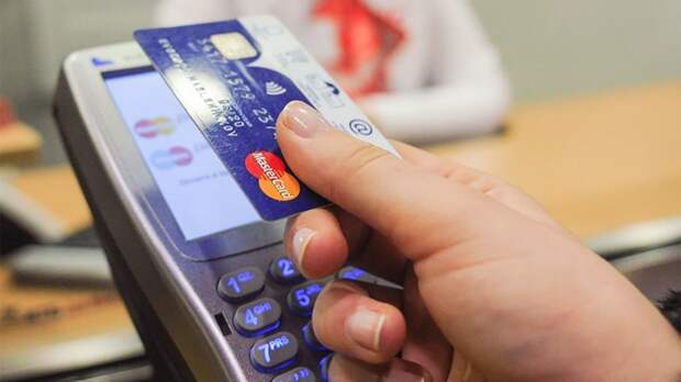 «Внутри России альтернативы существуют давно». Почему в МИД заявили о разработке аналога SWIFT?