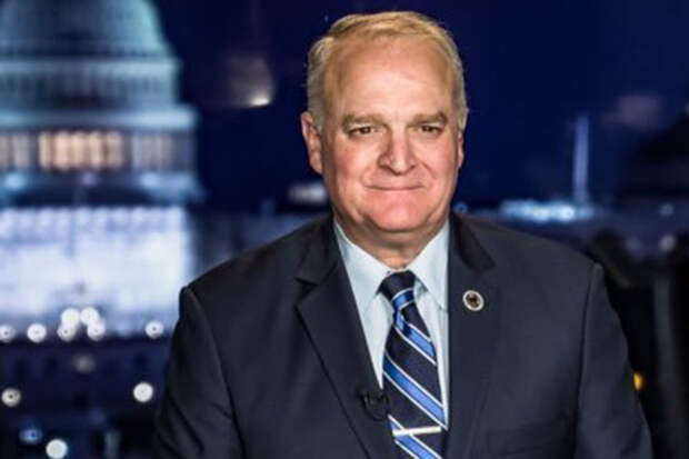 Подполковник Дэвис: у Зеленского нет шансов продвинуть свой мирный план