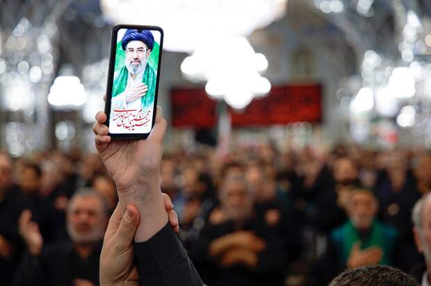 Глава МИД Ирана сообщил, что новый верховный лидер Моджтабы Хаменеи полностью здоров