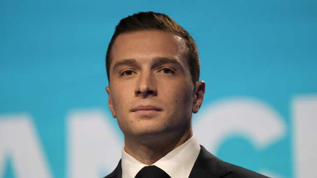 Франция ищет нового президента. "Барделла? Не сможет беседовать с Путиным"