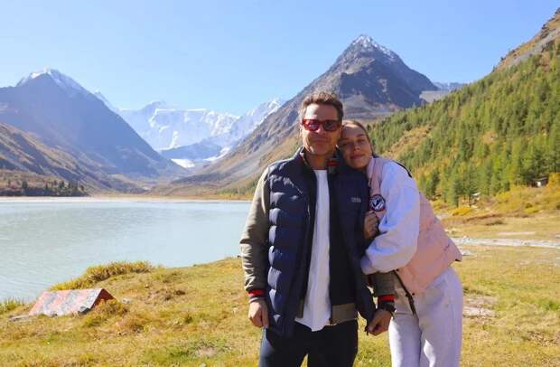 «Обязан был это сделать, как порядочный мужчина»: Павел Деревянко о браке с Зоей Фуць