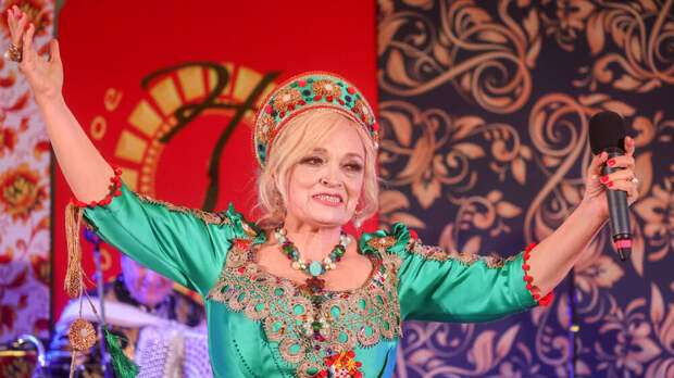 Надежда Кадышева и INSTASAMKA: названы самые популярные исполнительницы среди россиян