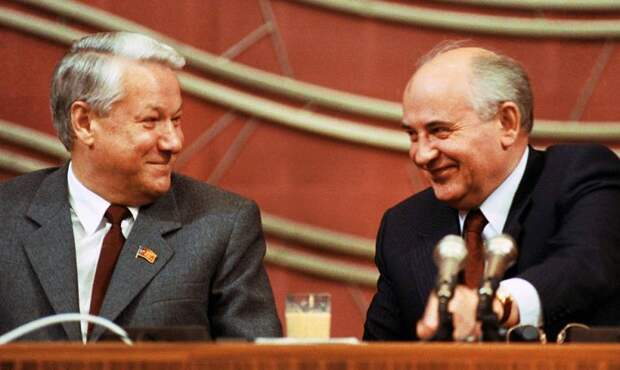 Госдума: Горбачев и Ельцин ни в чём не виноваты.