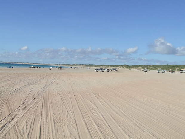 Пляж Кейбл Бич (Cable Beach). Австралия