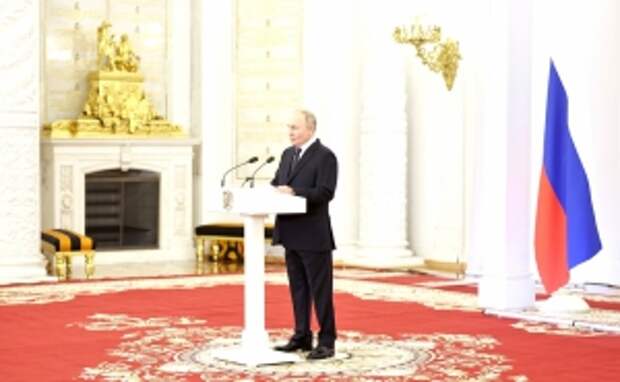 Представители академий Следственного комитета приняли участие во встрече Президента России с выпускниками высших военно-учебных заведений