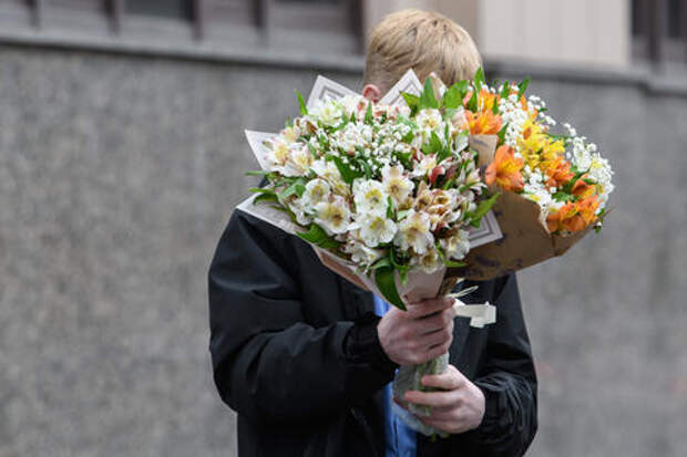 В Госдуме разъяснили, стоит ли ждать сокращённый рабочий день перед 8 марта