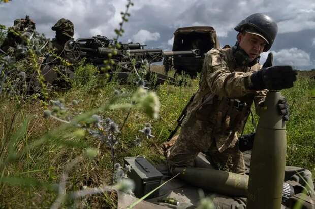 Предупреждение из Чехии: Россияне скупают снаряды у западной артиллерийской