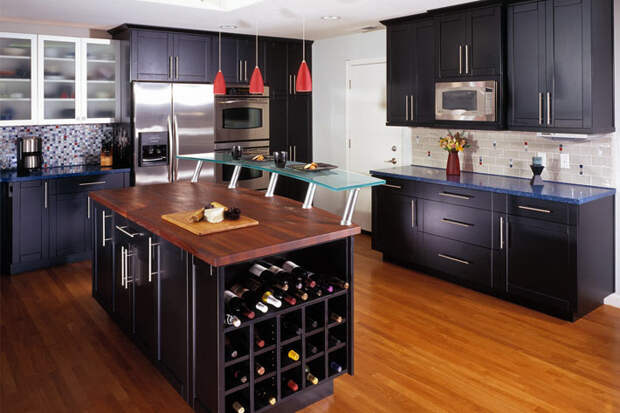 черный цвет в интерьере кухни фото