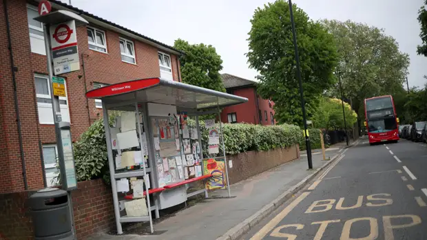 Джонсон заявил о намерении ослабить карантинные меры в Британии